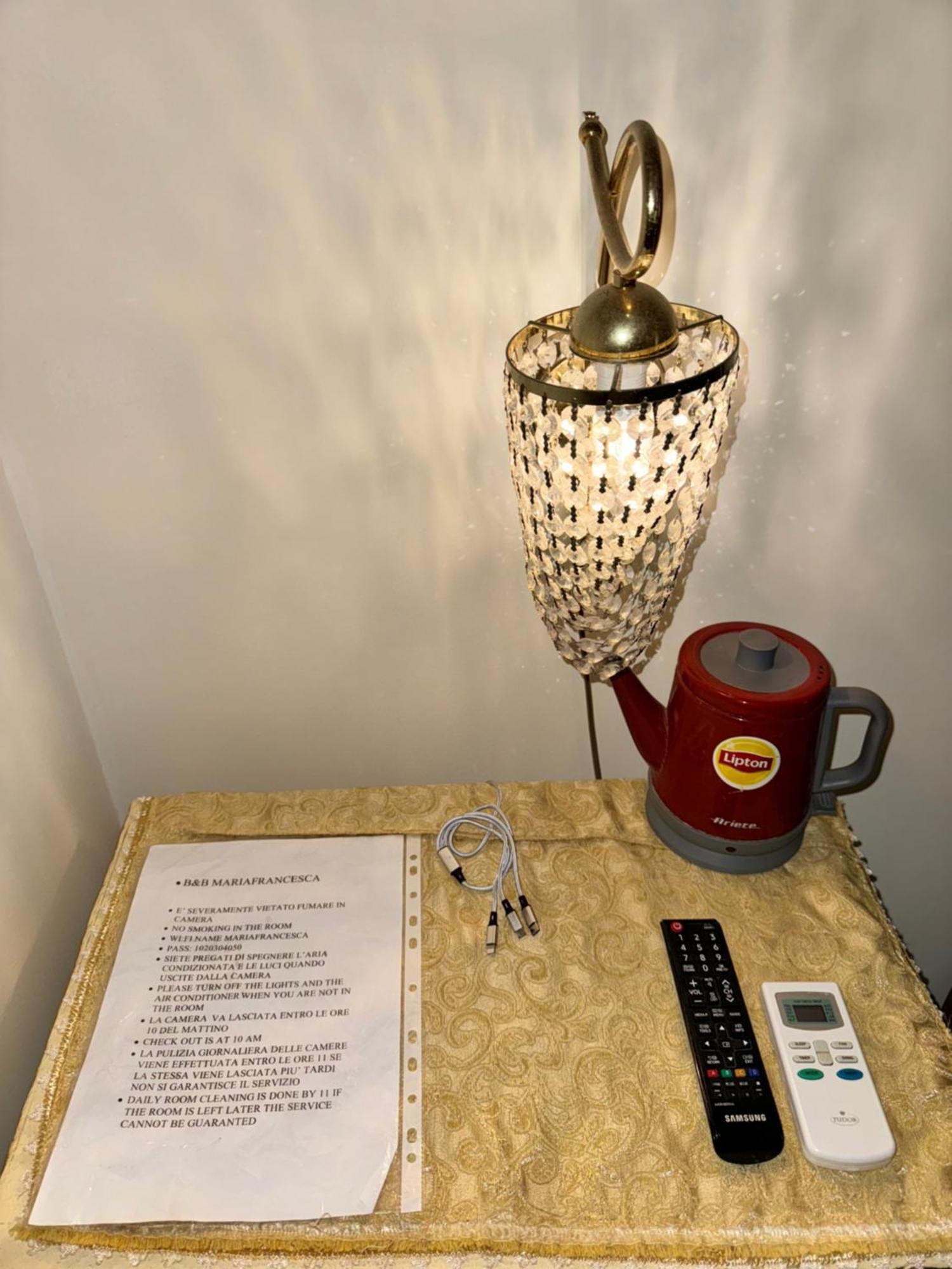 Beb Mariafrancesca Bed & Breakfast Napoli Eksteriør bilde