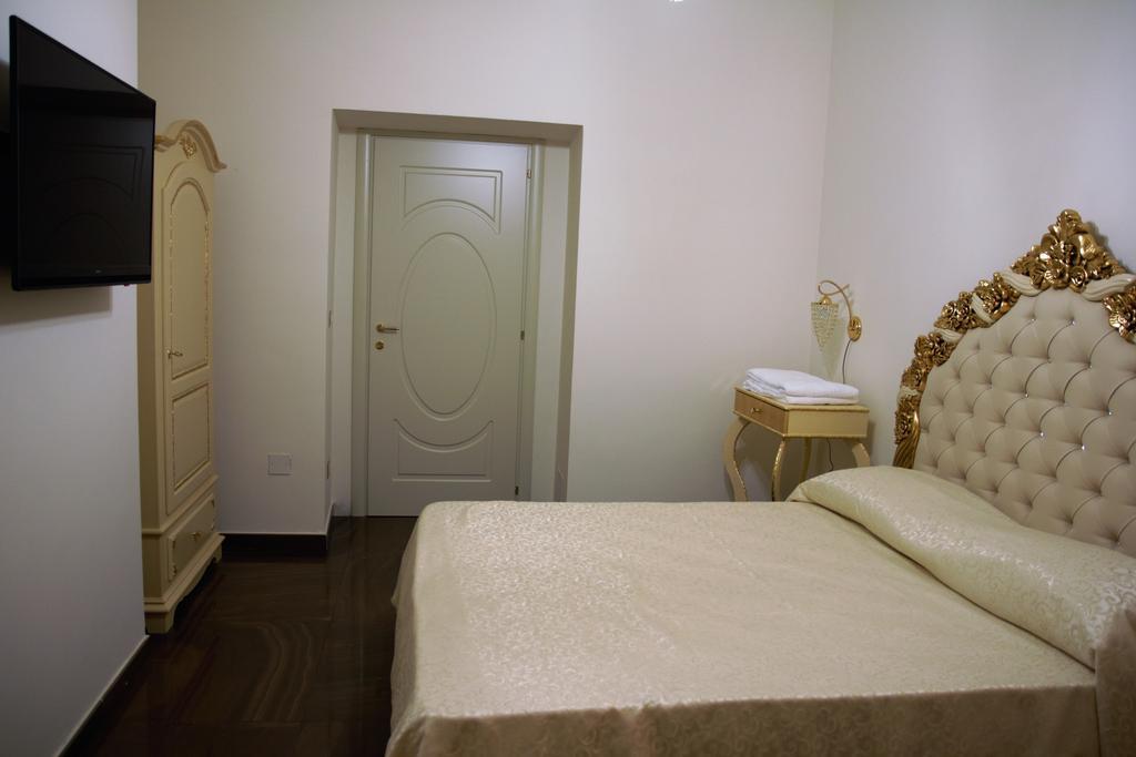 Beb Mariafrancesca Bed & Breakfast Napoli Eksteriør bilde