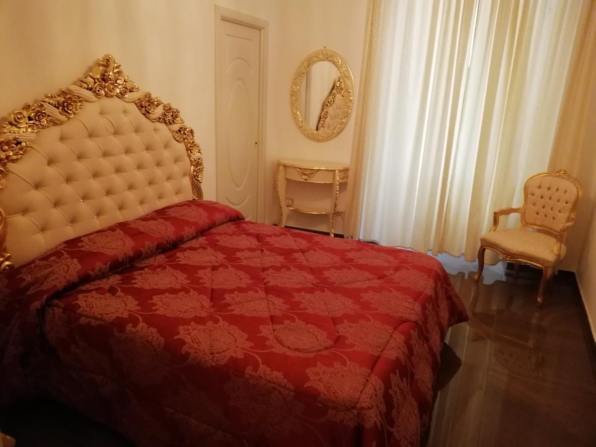 Beb Mariafrancesca Bed & Breakfast Napoli Eksteriør bilde